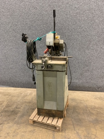 1407303-2 Metallkap, Thomas Vasca