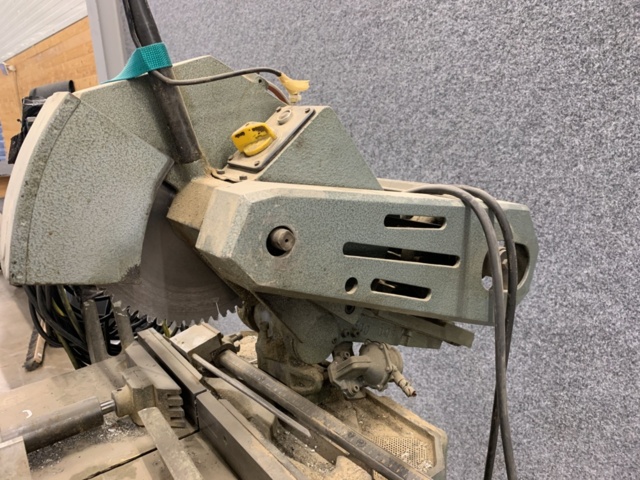 1407303-11 Metallkap, Thomas Vasca