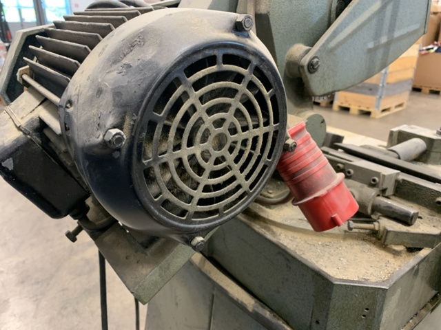 1407303-14 Metallkap, Thomas Vasca