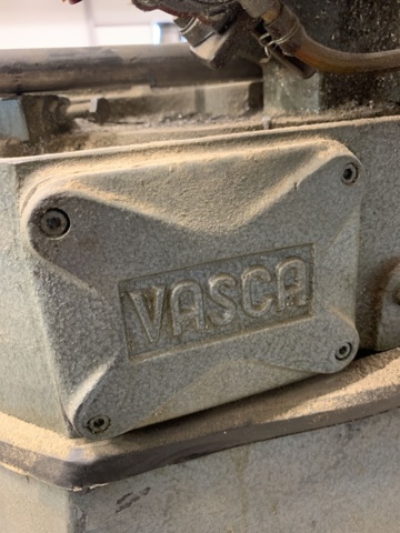 1407303-17 Metallkap, Thomas Vasca