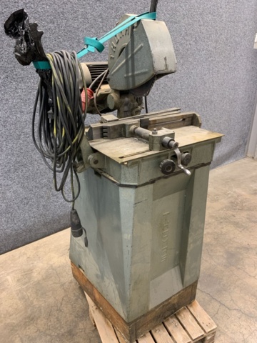 1407303-27 Metallkap, Thomas Vasca