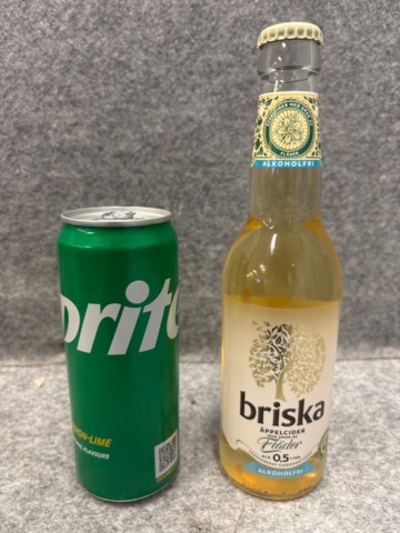 1367836-4 Läsk & alkoholfri dryck, enligt bilder