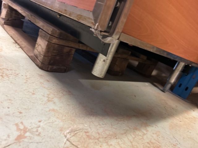 1383128-7 Garbage station - Duke SUB-PW-72-RM