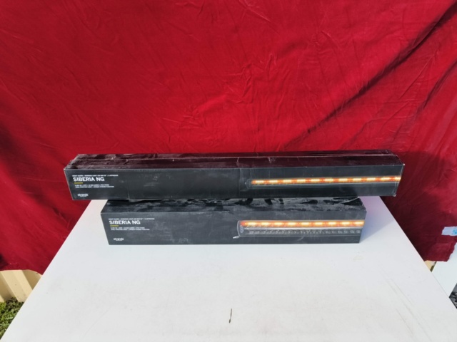 1331802-1 Två stycken ledramper Strands Siberia NG 22" / 32"