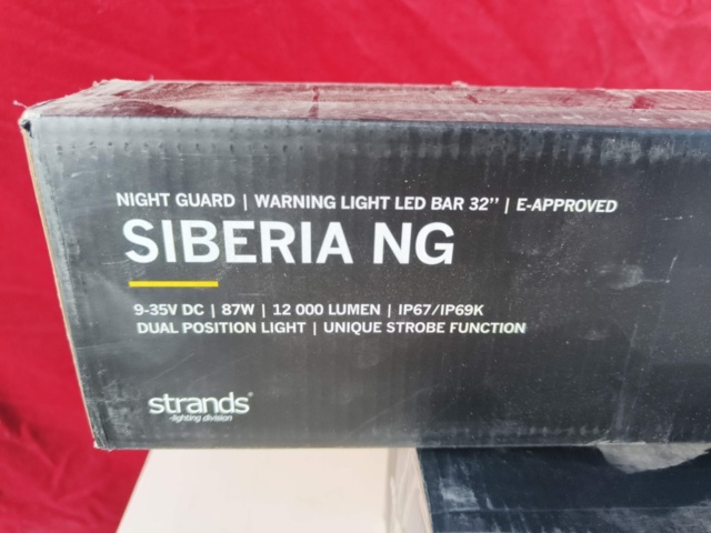 1331802-3 Två stycken ledramper Strands Siberia NG 22" / 32"