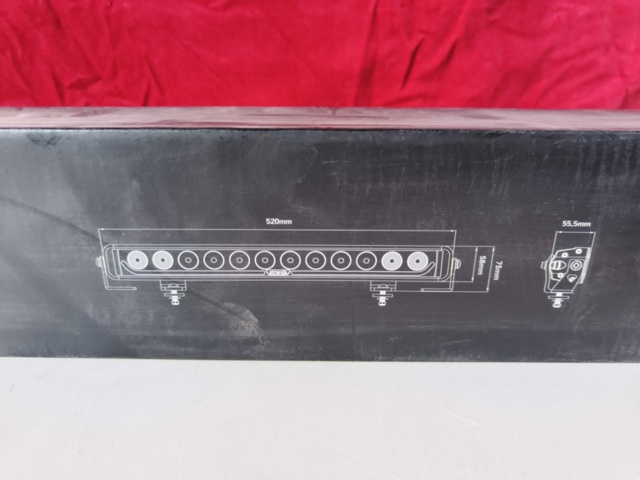 1331803-5 Ledramp Strands DK Identity 20"