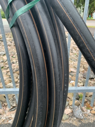 1094600-2 Pem-rör Wavin brun stripe 75X4,5 L=50M PN8 PE80 SDR17