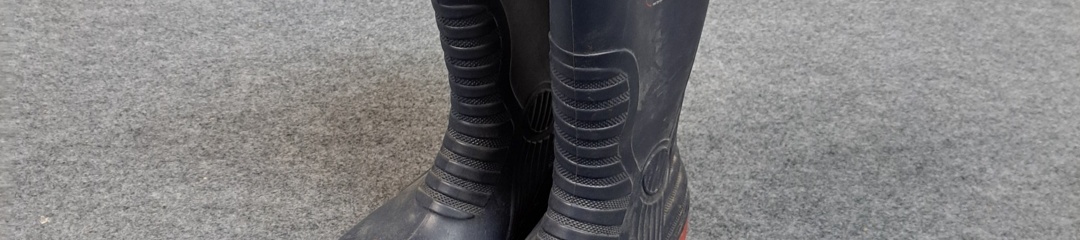 Bild som representerar auktionen - Arbetskläder från konkursbo - Husqvarna/Stihl