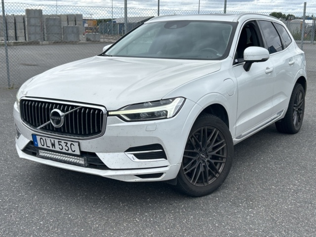 1383175-1 Volvo XC60 Recharge T8 AWD Geartronic, 392hk, 2019