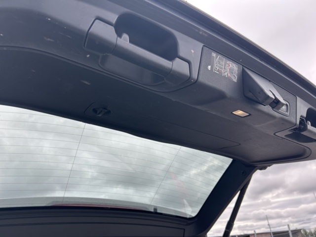 1383175-31 Volvo XC60 Recharge T8 AWD Geartronic, 392hk, 2019