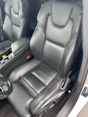 1383175-25 Volvo XC60 Recharge T8 AWD Geartronic, 392hk, 2019