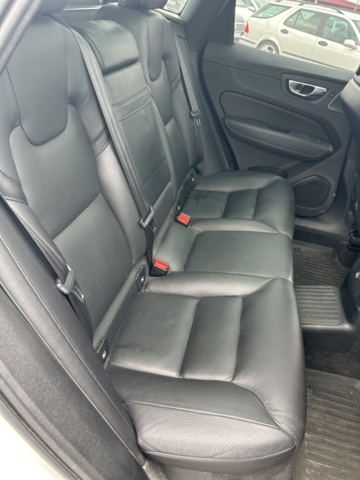 1383175-34 Volvo XC60 Recharge T8 AWD Geartronic, 392hk, 2019