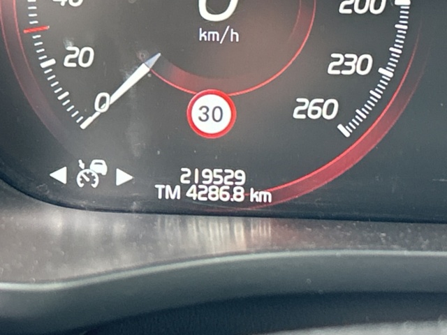 1383175-13 Volvo XC60 Recharge T8 AWD Geartronic, 392hk, 2019