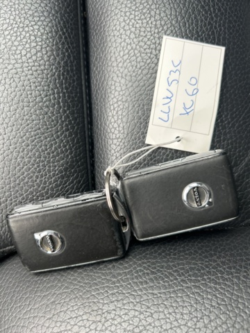 1383175-63 Volvo XC60 Recharge T8 AWD Geartronic, 392hk, 2019