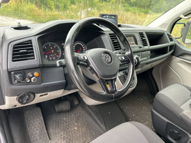 1383178-9 Volkswagen Transporter Chassi Dubbelhytt T32 2.0 TDI 4Motion DSG Sekventiell, 150hk, 2018