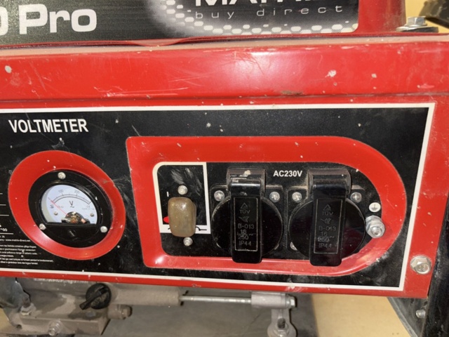 1383171-5 Generator - Matrix PG 2200 Pro