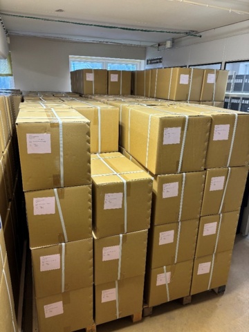 1407835-2 Kardborrehake, 279 st x  rullar - 181350 meter svart 16 mm 279 st