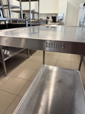 1176474-3 Rostfri rullvagn från Hallins. Ca 90x55x85 cm