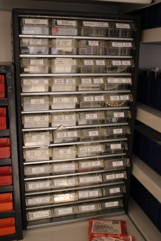 1407939-8 Stort komponentlager för Milab+Pearl mikrofoner