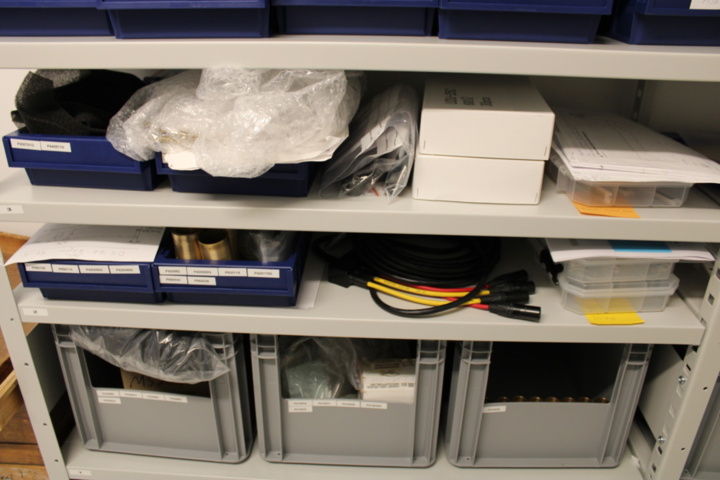 1407939-13 Stort komponentlager för Milab+Pearl mikrofoner