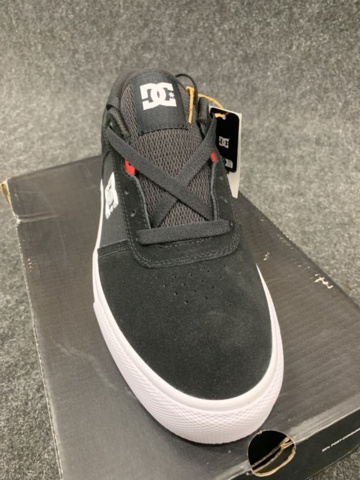 1407870-3 Skor DC Teknic S, Strl 42