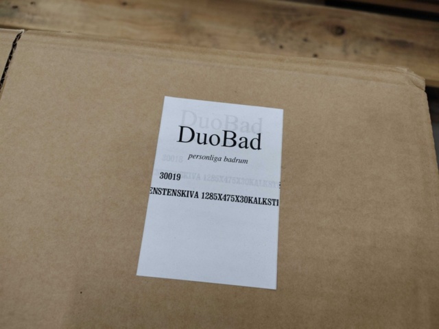 1408152-2 Stenskiva i kalksten - Duobad, 127,5 x 47 x 3 cm