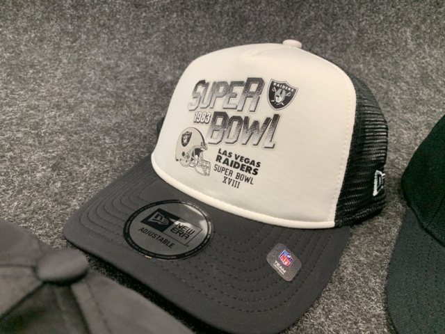 1408178-4 4 st kepsar snapback, One size