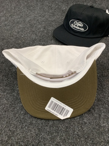 1408180-8 4 st kepsar snapback Gizmo,