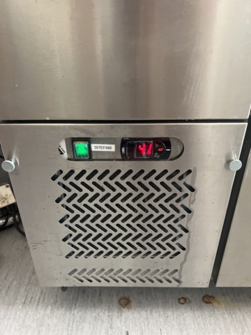 1384491-2 Kylbänk Askerlund 5 lådor