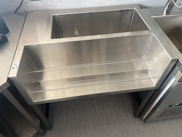 1384493-6 Speedtrack / Barmästarbänk