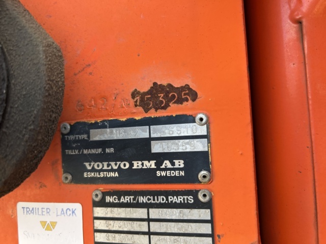 1377989-26 Lastmaskin Volvo BM LM 642, -1983