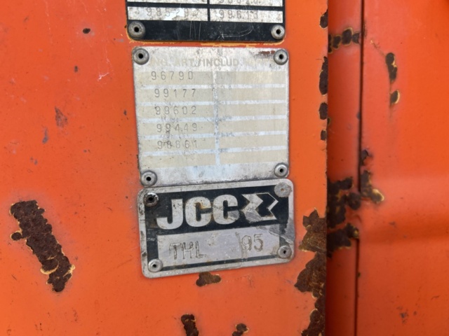 1377989-28 Lastmaskin Volvo BM LM 642, -1983