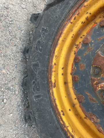 1377989-33 Lastmaskin Volvo BM LM 642, -1983