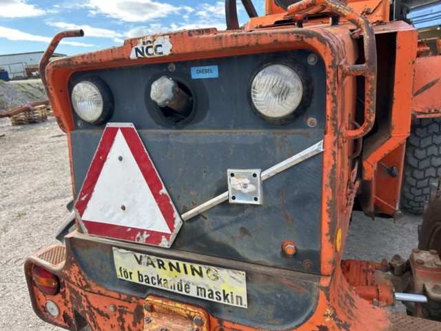 1377989-37 Lastmaskin Volvo BM LM 642, -1983