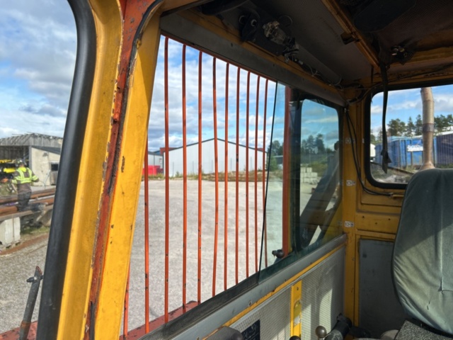 1377989-44 Lastmaskin Volvo BM LM 642, -1983