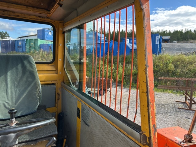 1377989-45 Lastmaskin Volvo BM LM 642, -1983