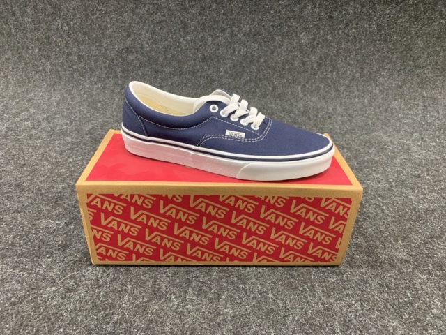 1401516-1 Skor Vans Era, Strl 36