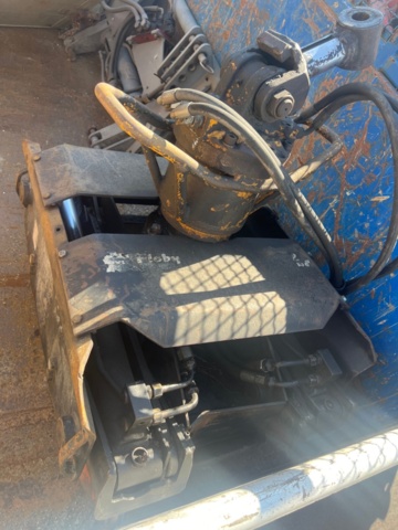 1338352-76 Lastbil Volvo FM9 4X2 Manuell, -2006