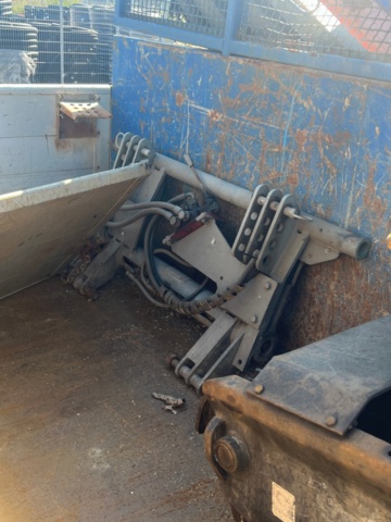 1338352-82 Lastbil Volvo FM9 4X2 Manuell, -2006