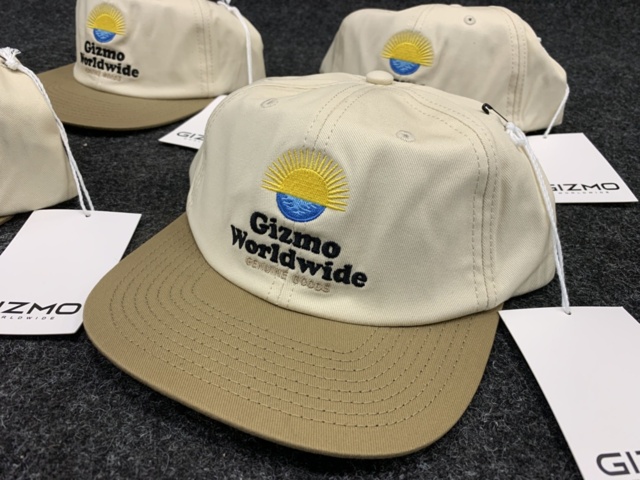 1408174-2 4 st kepsar snapback Gizmo, One Size