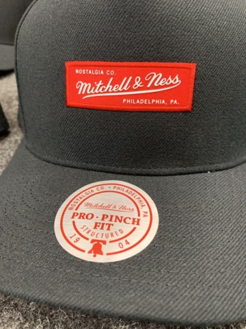 1408169-3 4 st Kepsar Snapback Mitchell & Ness