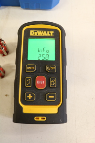 1300806-4 Mätinstrument & verktyg