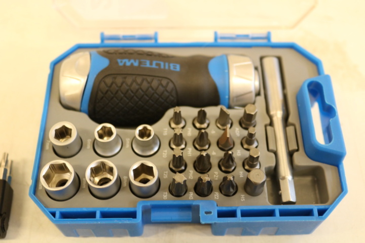 1300806-9 Mätinstrument & verktyg