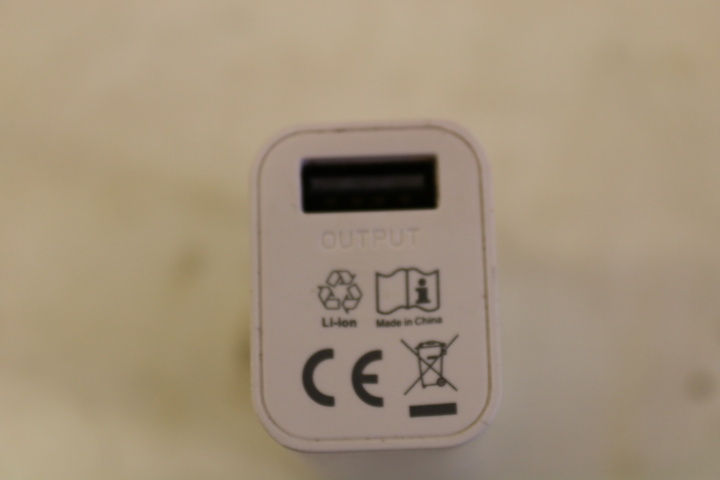 1300809-15 Elektronikartiklar/powerbanks