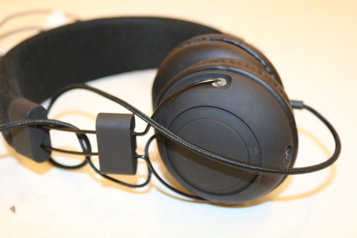 1300809-47 Elektronikartiklar/powerbanks