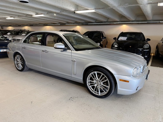 1405259-2 Jaguar XJ 2.7 V6 Automatisk, 207hk, 2008
