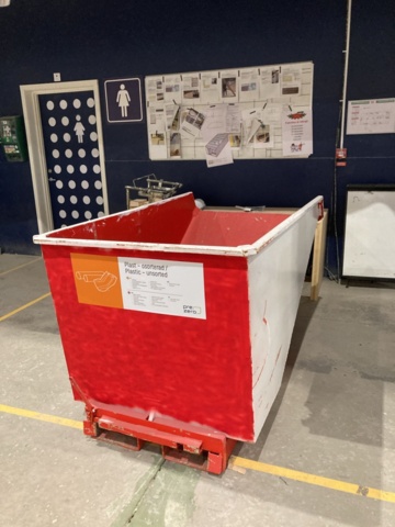 1402823-1 Tippcontainer/ Skrotbinge