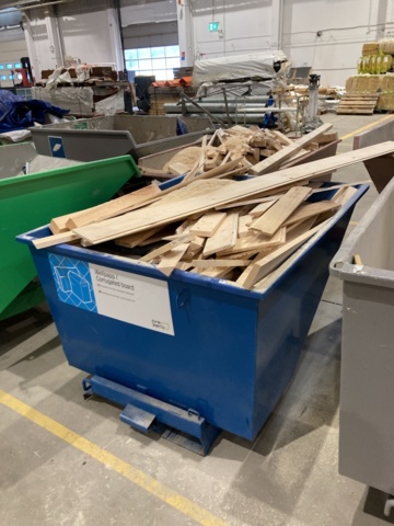 1402828-2 Tipper container/ Scrap bin