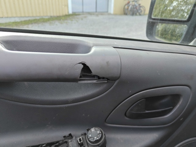 1408191-46 Peugeot Expert Panel Van 1.2t 2.0 HDi Automatisk, 163hk, 2013