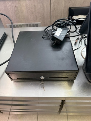 1351770-4 Kassasystem inkl, kassalåda, betalterminal, 2 st kvittoskrivare